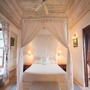 One-Bedroom Luxury Villa