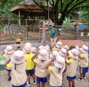 Emperor Valley Zoo and Royal Botanical Gardens Tour