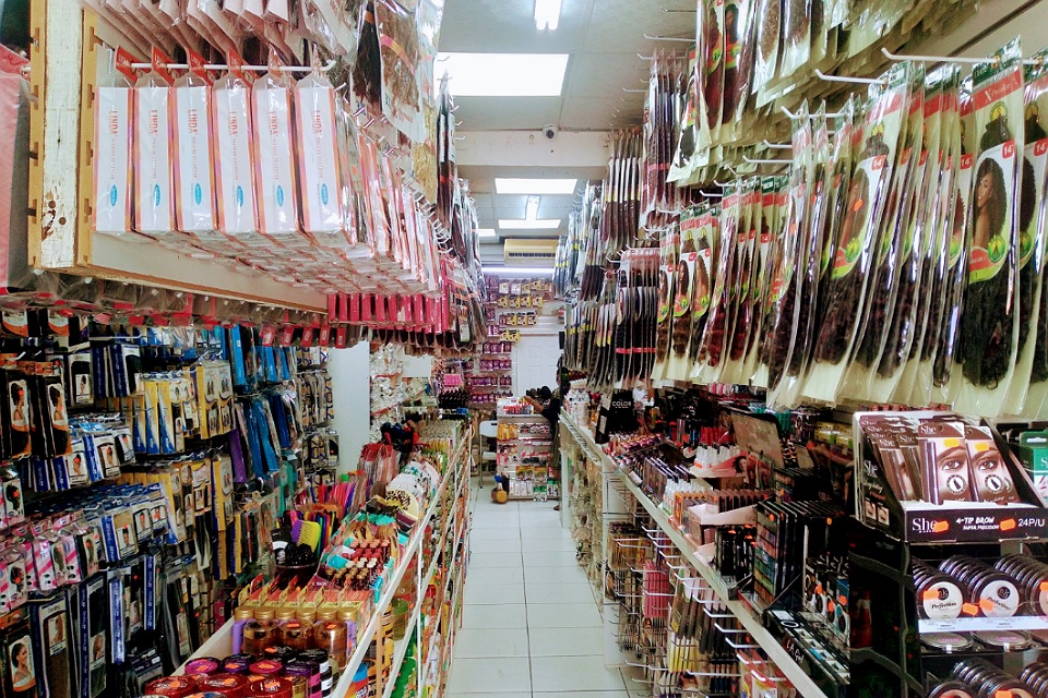 Lisa's Hair Palace