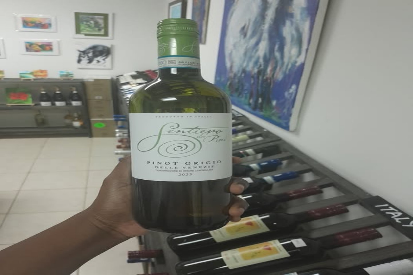Arte Del Vino Art & Wine Shop