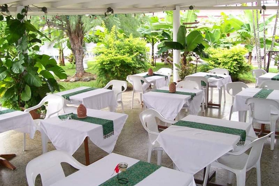 Goldon Thistle Hotel