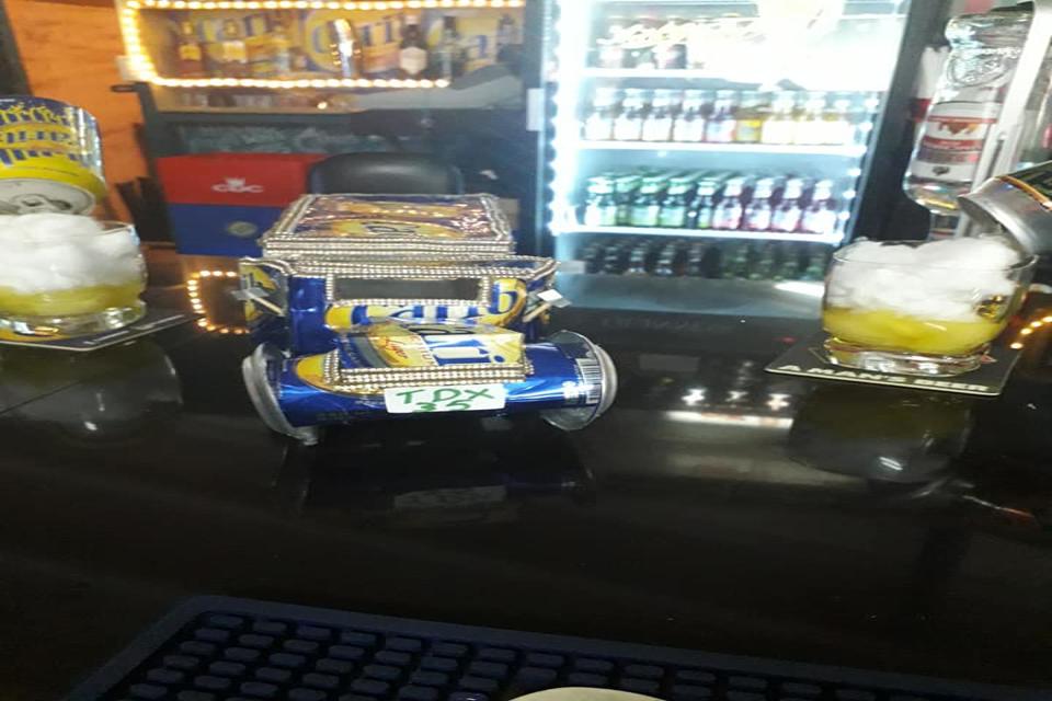 Levalon's Restaurant & Bar