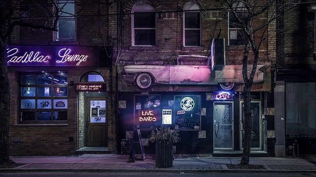 UP TOP Bar & Lounge