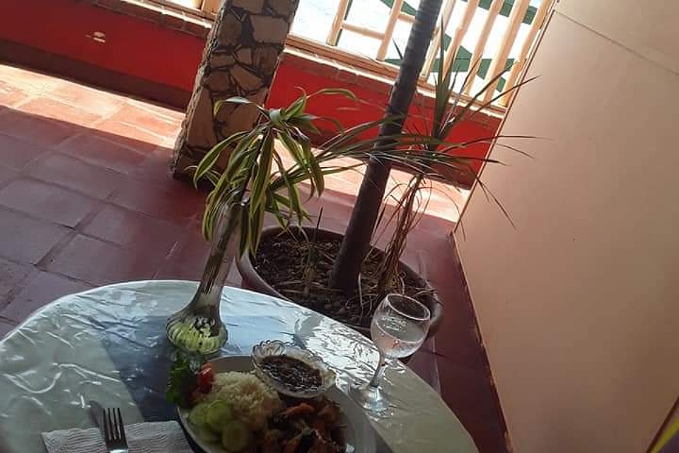 R&C Taste of de Caribbean Restaurant