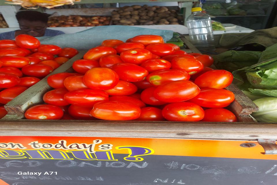 J&J Vege Mart