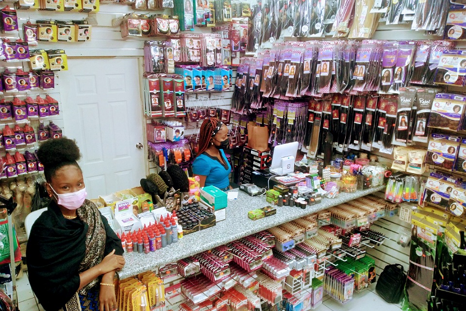 Lisa's Hair Palace