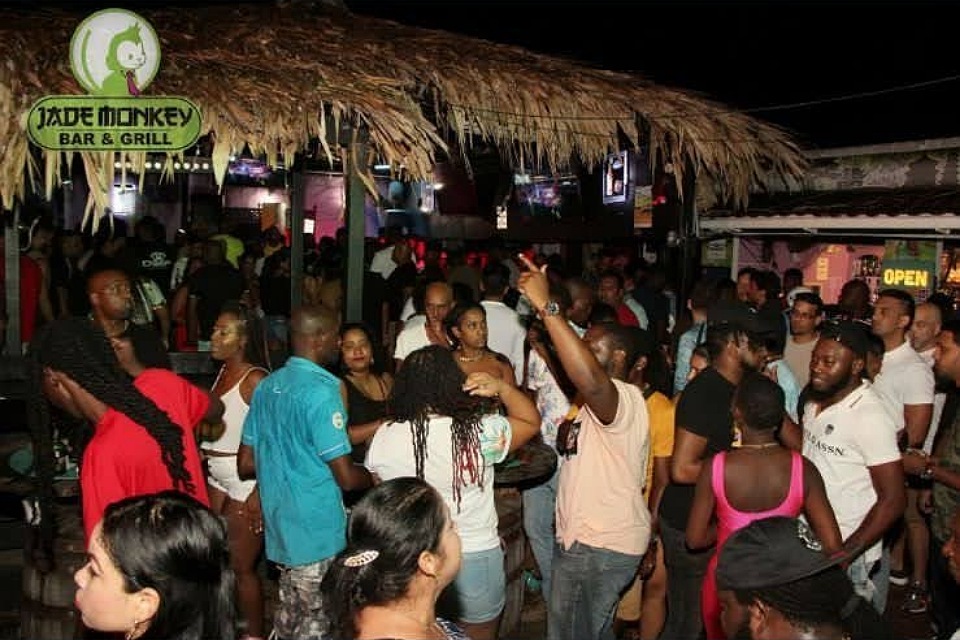 Jade monkey Bar