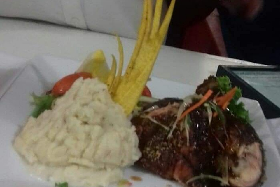 R&C Taste of de Caribbean Restaurant