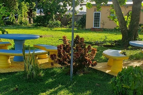 Bago's Eco Retreat & cafe